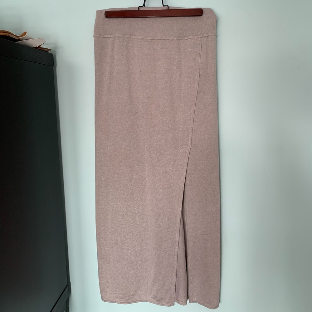 Wilfred Long Stretchy Midi Skirt